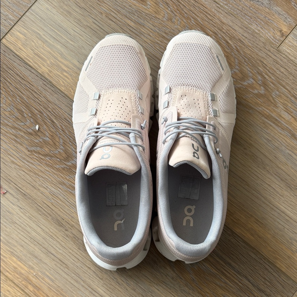 On Women's Athletic Shoes - Pink